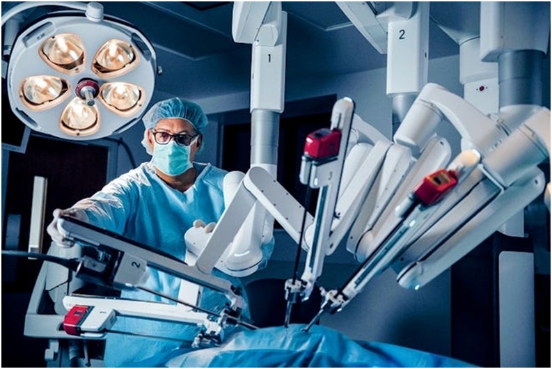 How a robot-assisted surgery performed?