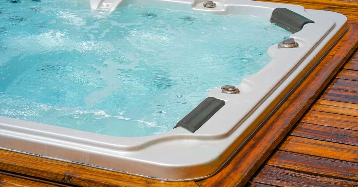 8 Reasons To Choose A Jacuzzi Tub