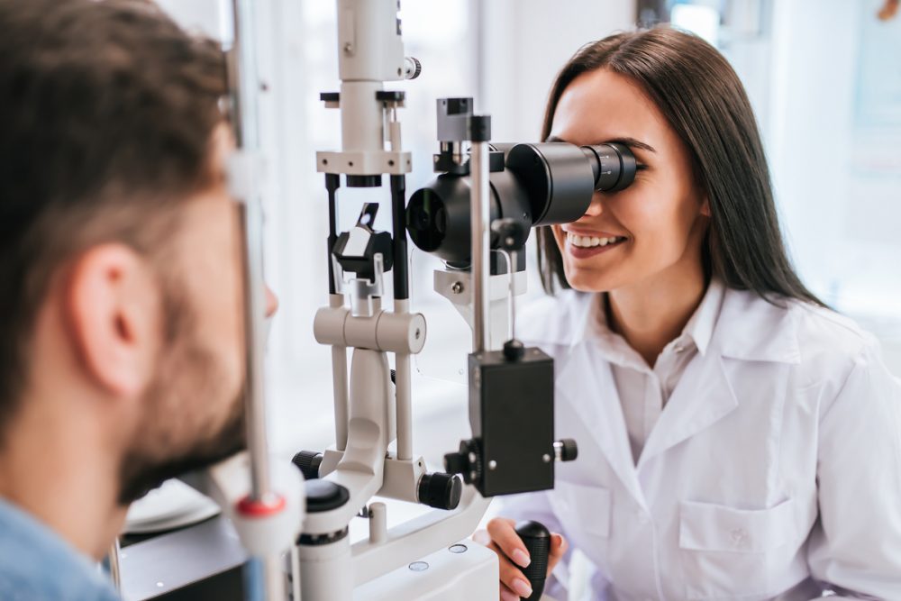 The Benefits of Visiting an Ophthalmologist